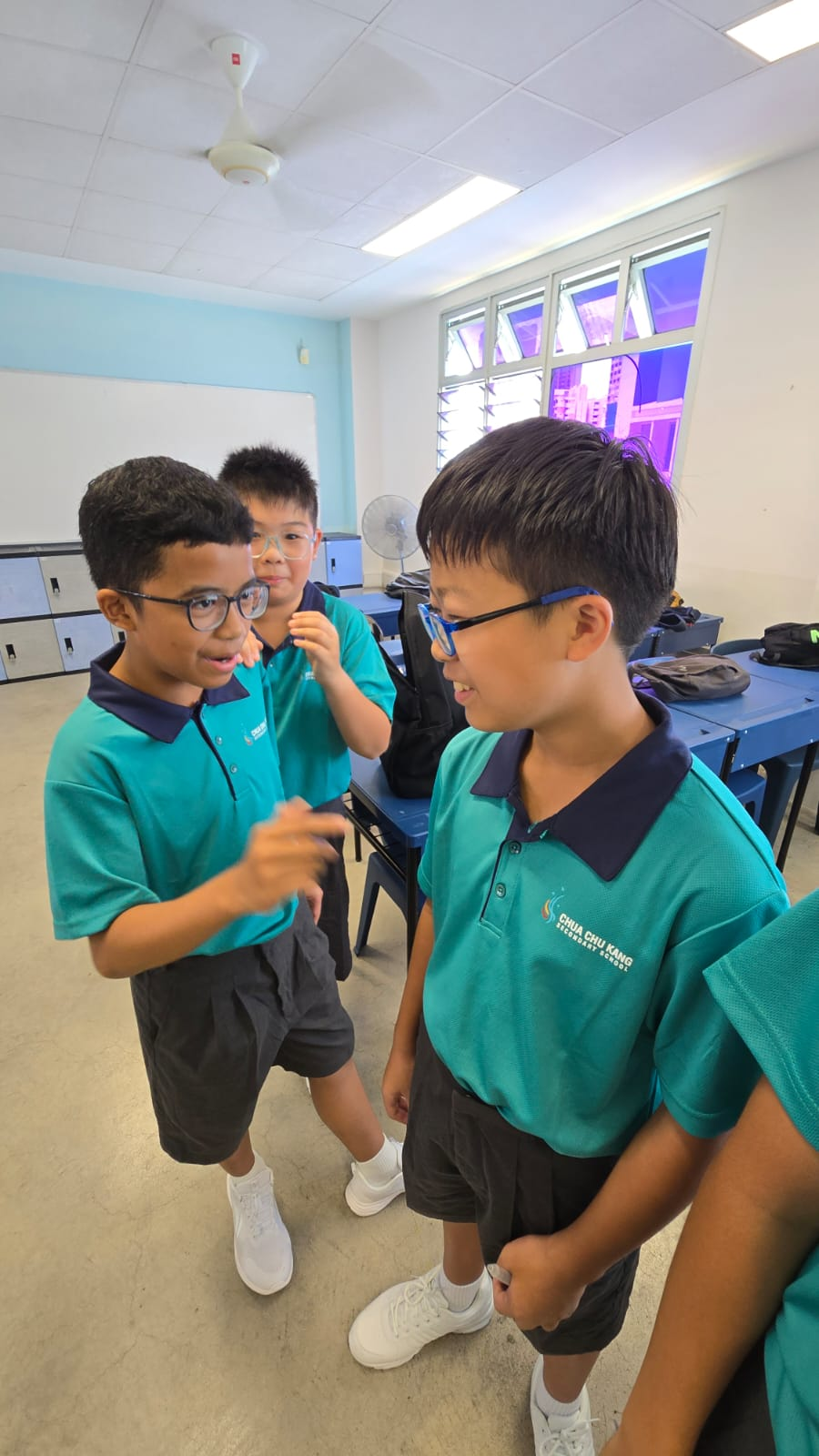 students do bonding activities
